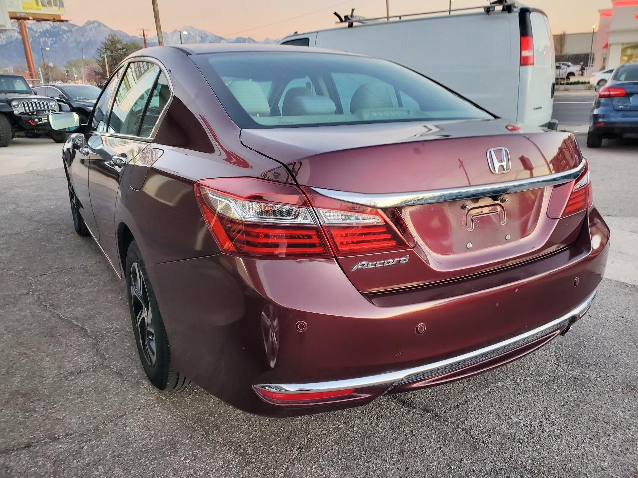 Honda Accord Sedan 4dr I4 CVT LX 2016