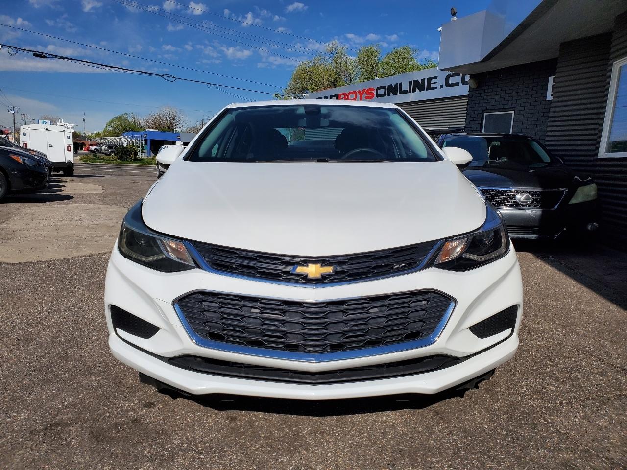 Chevrolet Cruze 4dr Sdn 1.4L LT w/1SD 2017