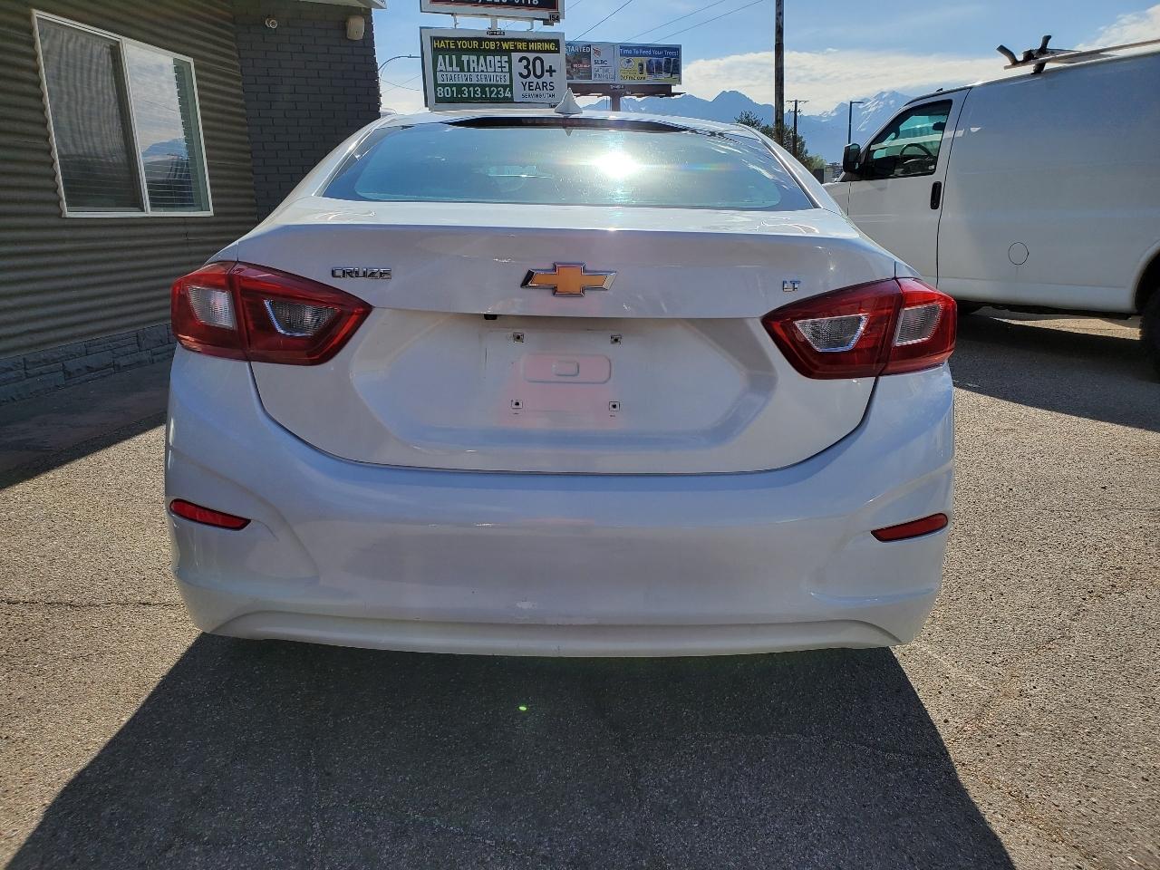 Chevrolet Cruze 4dr Sdn 1.4L LT w/1SD 2017