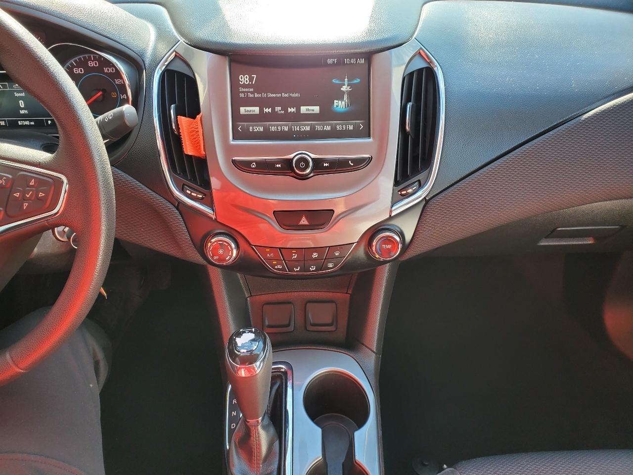 Chevrolet Cruze 4dr Sdn 1.4L LT w/1SD 2017