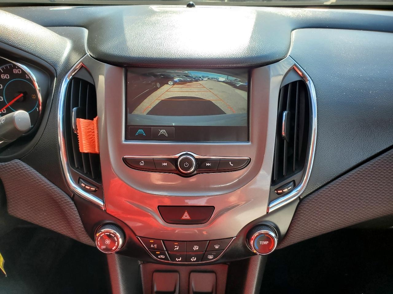 Chevrolet Cruze 4dr Sdn 1.4L LT w/1SD 2017