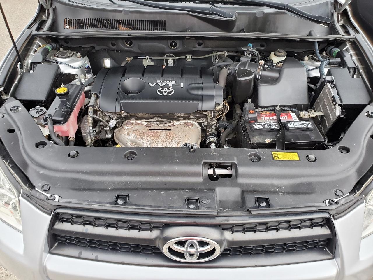Toyota RAV4 4WD 4dr 4-cyl 4-Spd AT (Natl) 2009