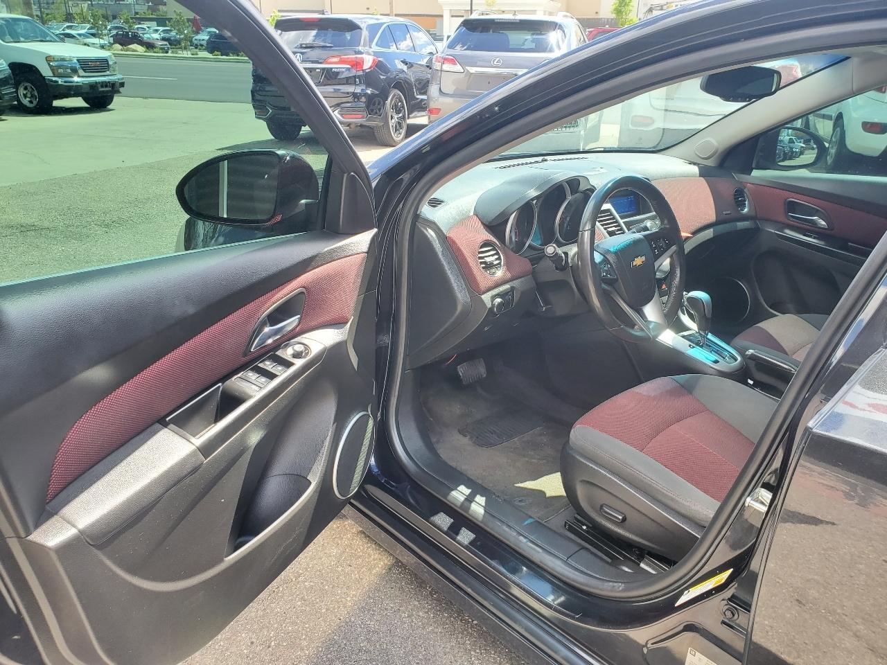 Chevrolet Cruze 4dr Sdn ECO 2011