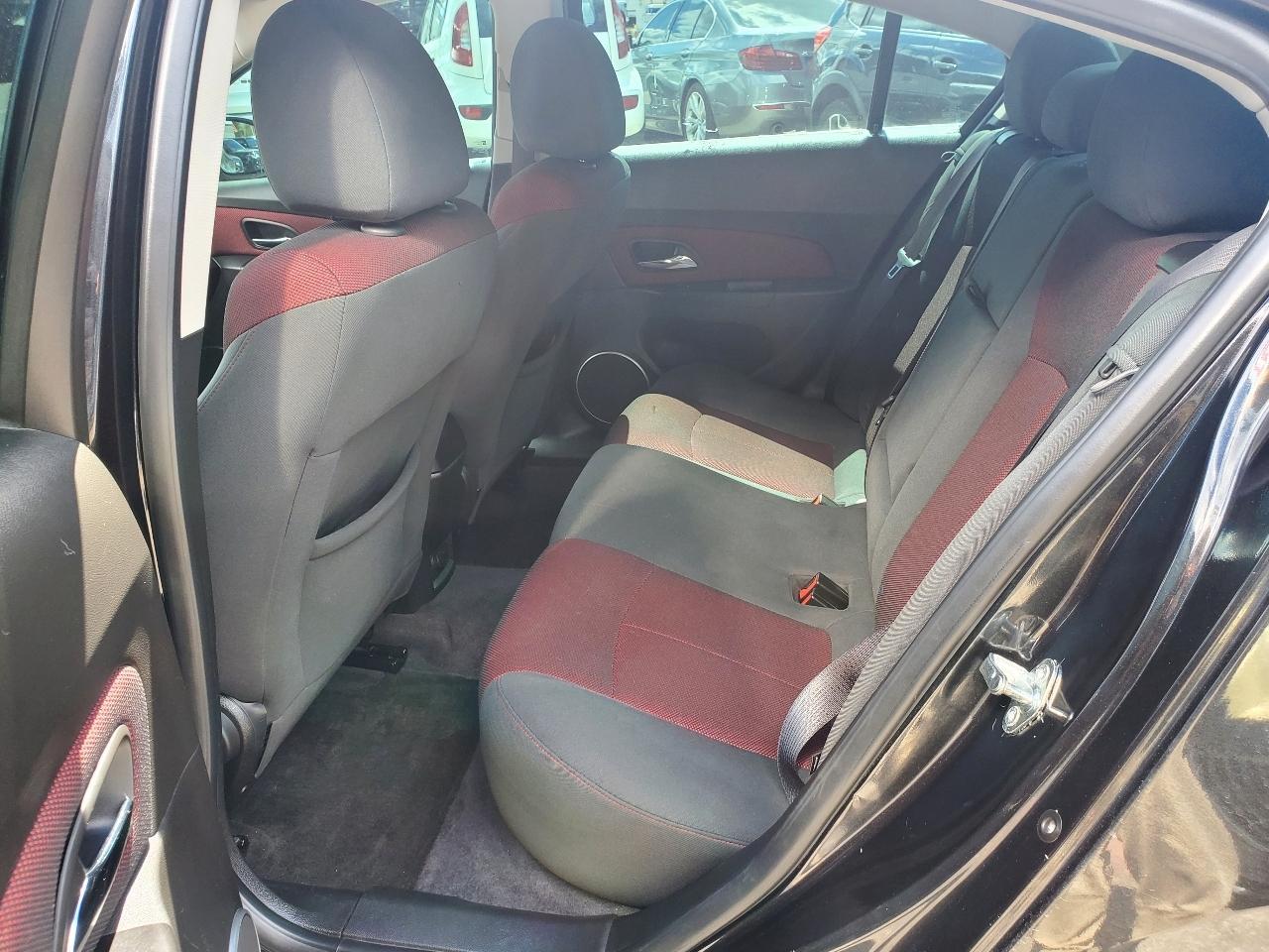 Chevrolet Cruze 4dr Sdn ECO 2011