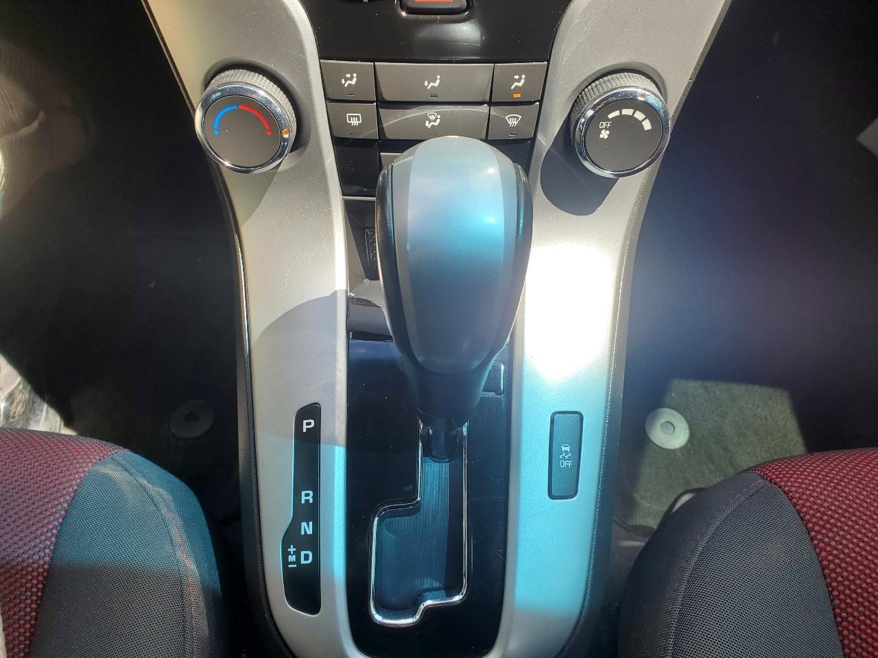 Chevrolet Cruze 4dr Sdn ECO 2011