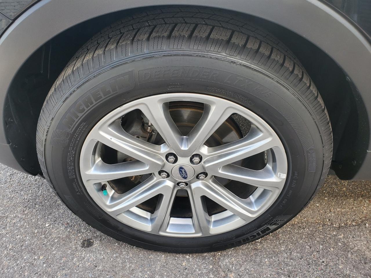 Ford Explorer Limited 4WD 2017