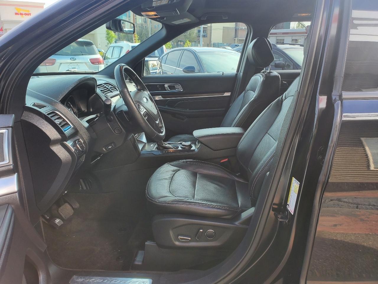 Ford Explorer Limited 4WD 2017