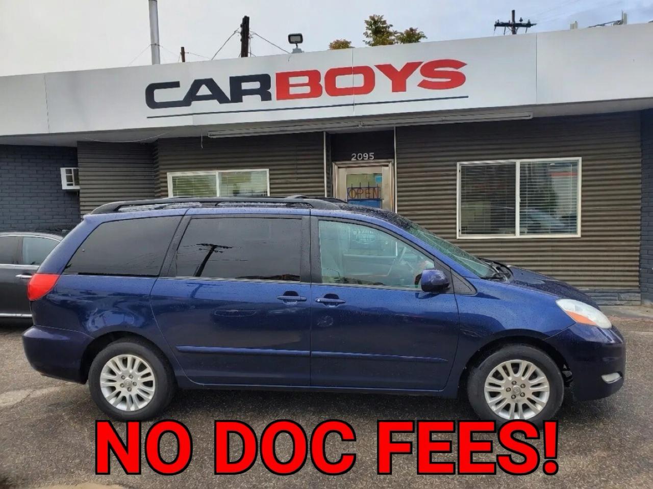 Dark Blue 2007 Toyota Sienna Minivan Front-Wheel Drive Automatic