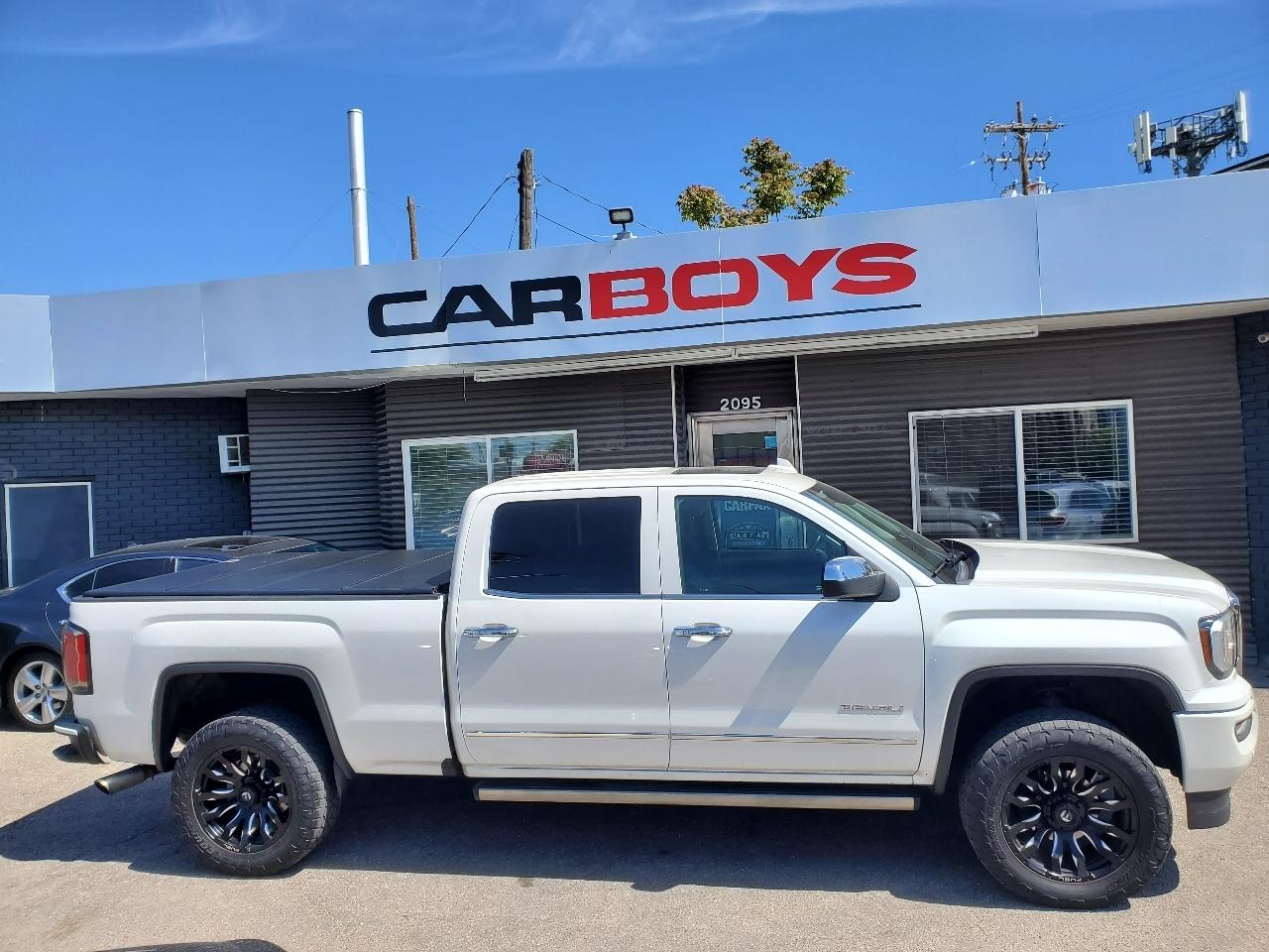 GMC Sierra 1500 4WD Crew Cab 153.0" Denali 2016