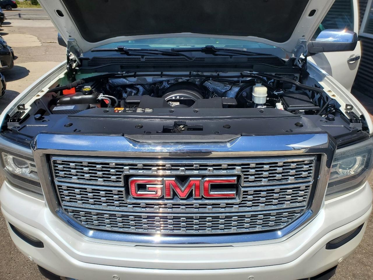 GMC Sierra 1500 4WD Crew Cab 153.0" Denali 2016