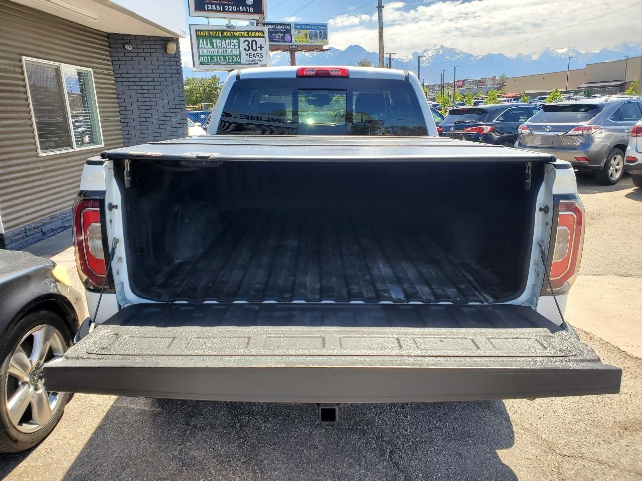 GMC Sierra 1500 4WD Crew Cab 153.0" Denali 2016