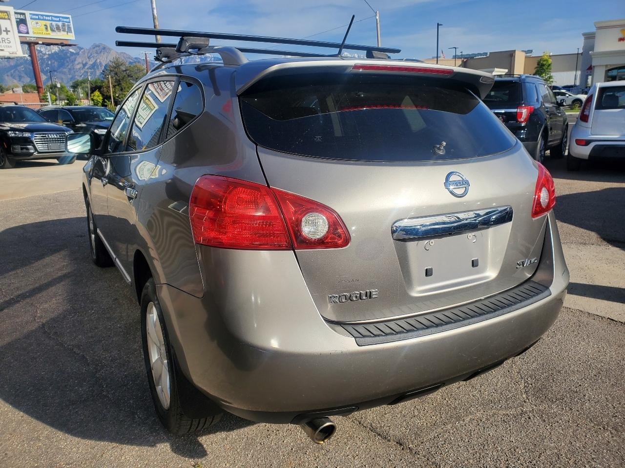 Nissan Rogue AWD 4dr SV 2011