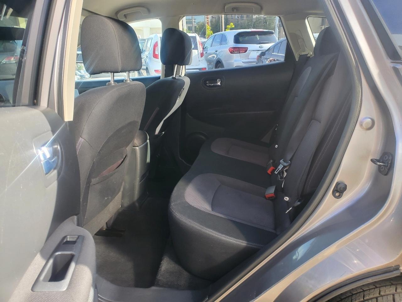 Nissan Rogue AWD 4dr SV 2011