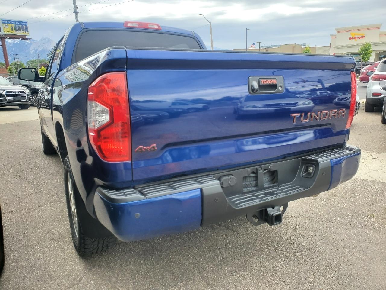 Toyota Tundra 4WD Truck CrewMax 5.7L FFV V8 6-Spd AT Platinum (Natl) 2014
