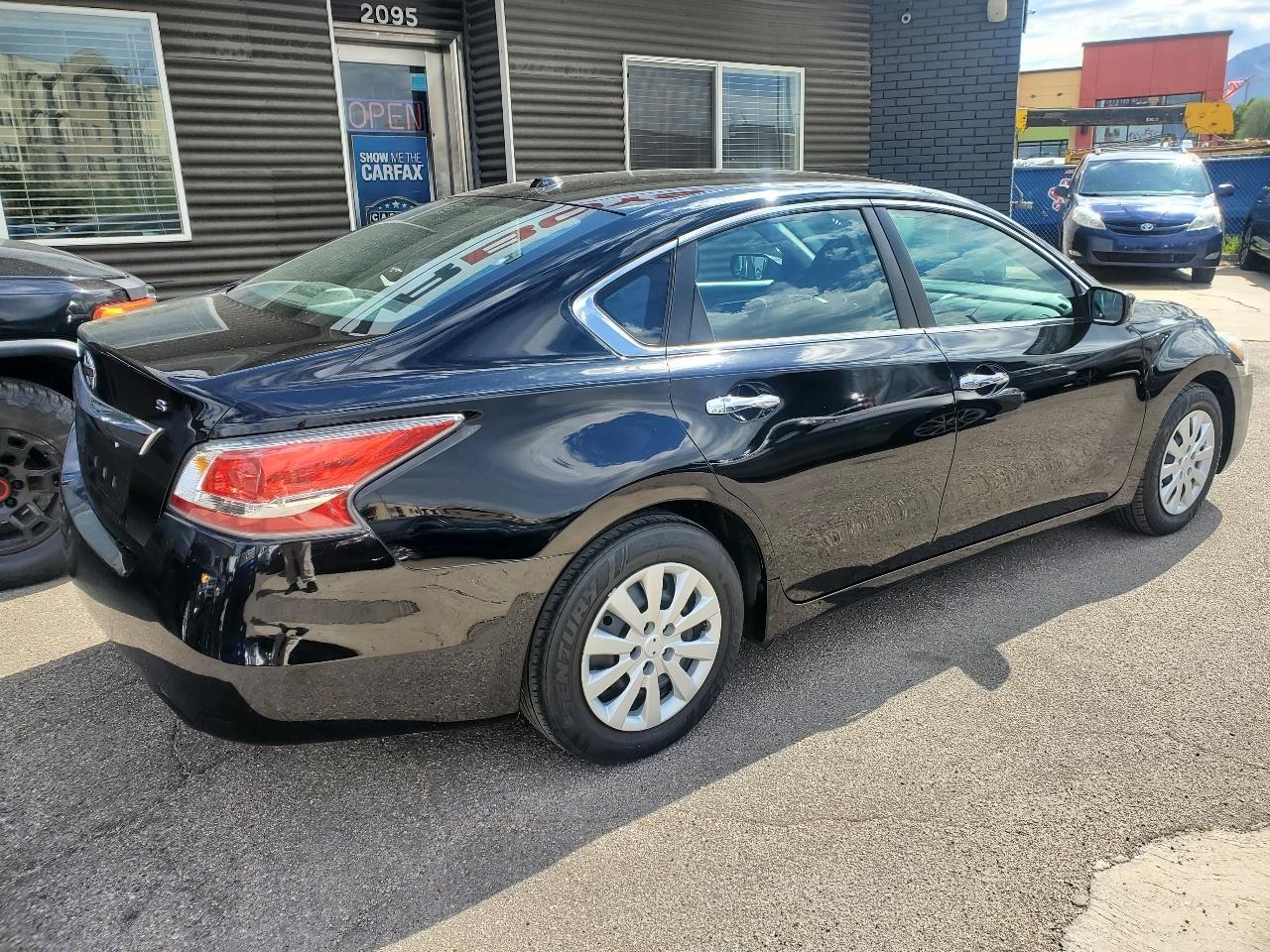 Nissan Altima 4dr Sdn I4 2.5 S 2015