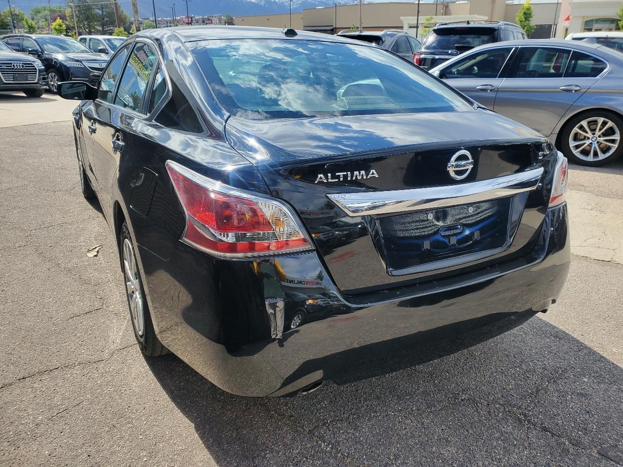 Nissan Altima 4dr Sdn I4 2.5 S 2015
