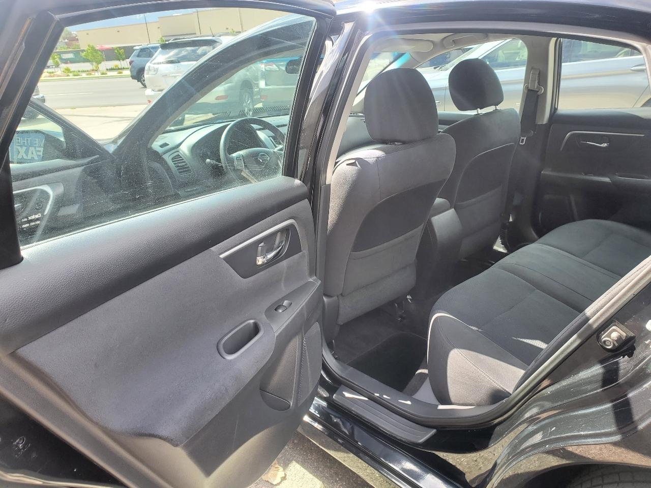 Nissan Altima 4dr Sdn I4 2.5 S 2015