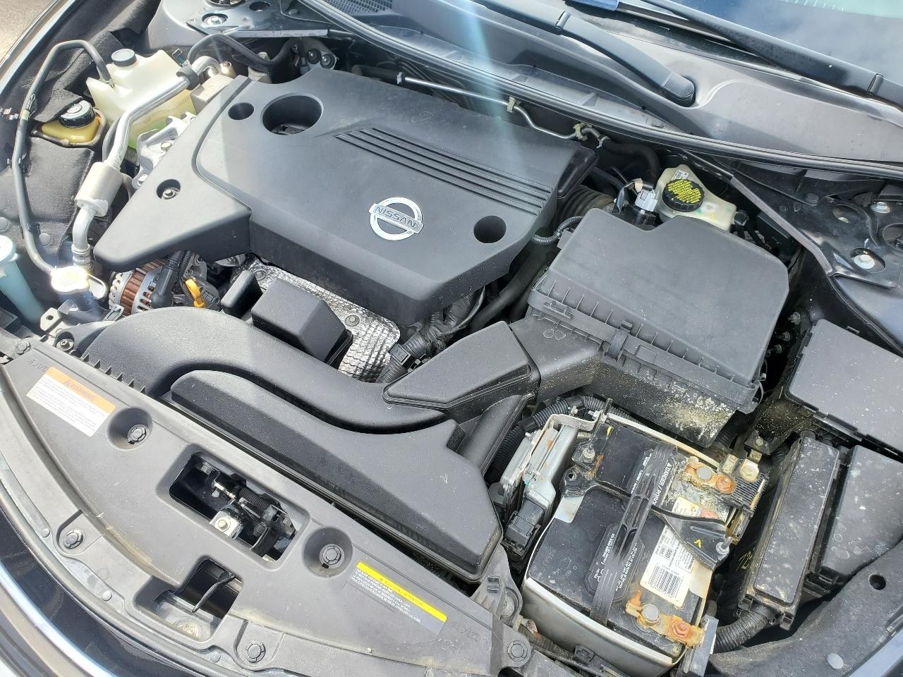 Nissan Altima 4dr Sdn I4 2.5 S 2015