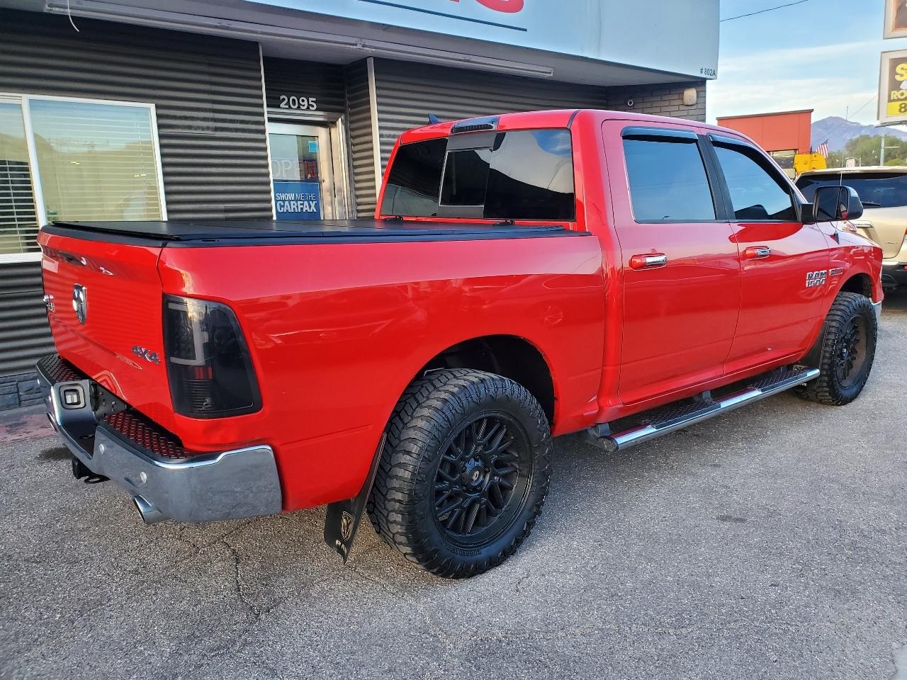 RAM 1500 4WD Crew Cab 140.5" Big Horn 2016