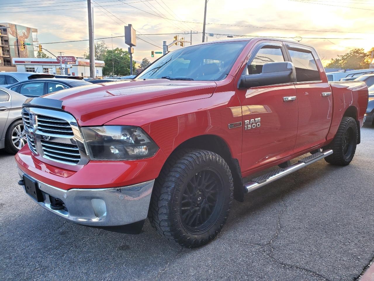 RAM 1500 4WD Crew Cab 140.5" Big Horn 2016