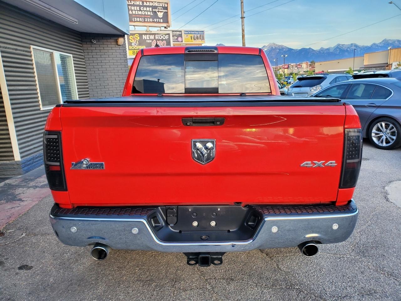RAM 1500 4WD Crew Cab 140.5" Big Horn 2016
