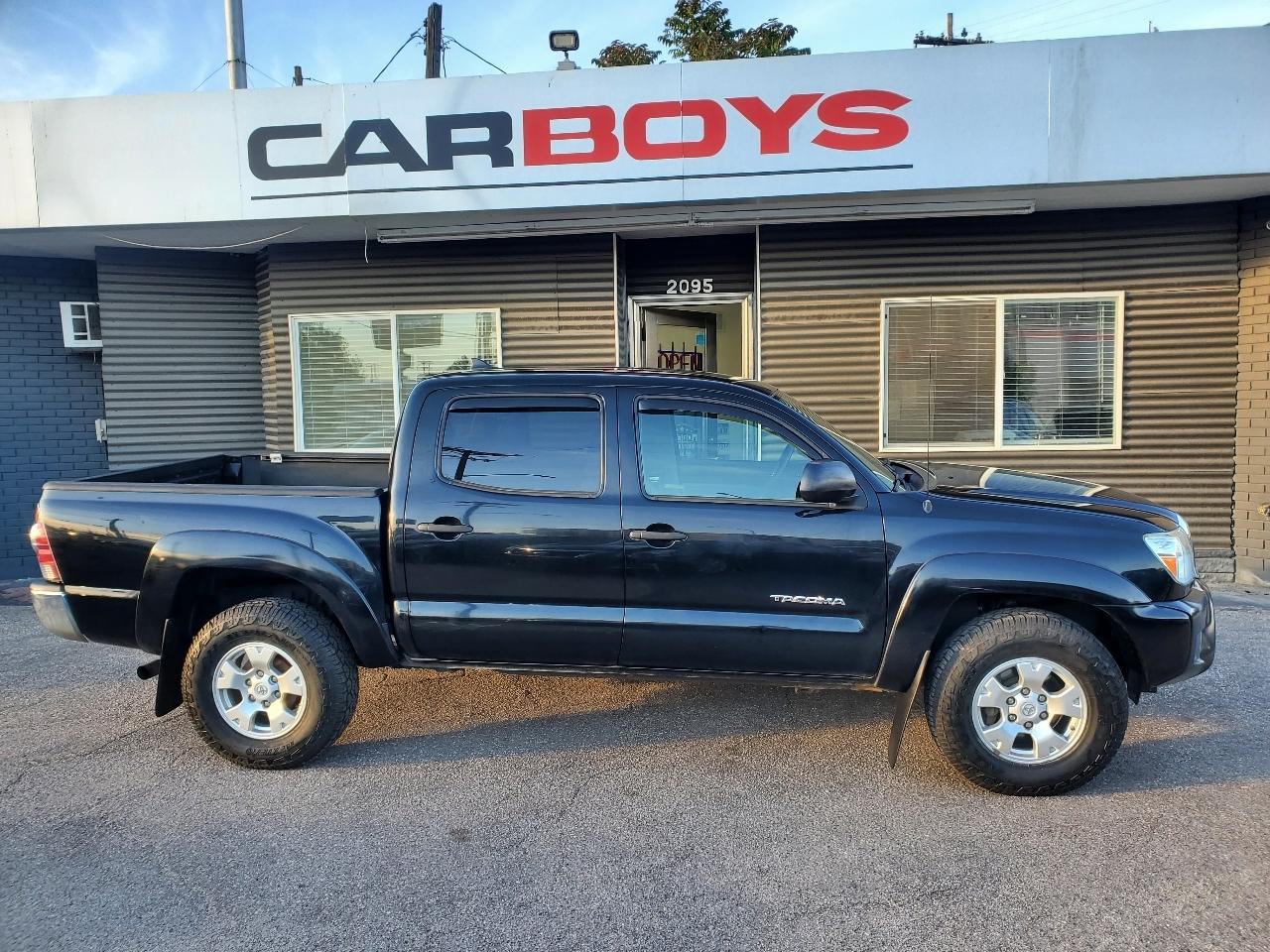 Toyota Tacoma 4WD Double Cab V6 MT (Natl) 2014