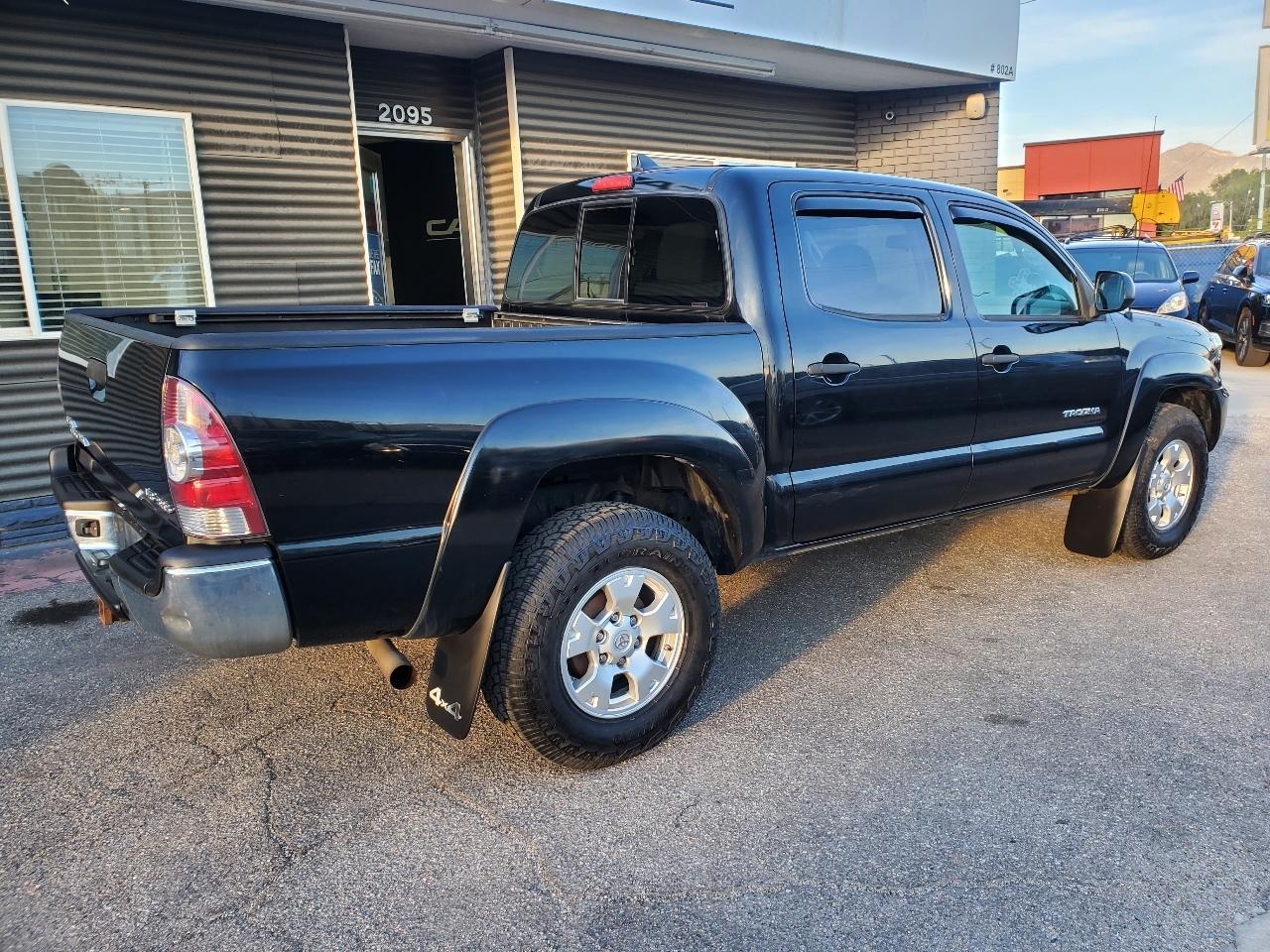 Toyota Tacoma 4WD Double Cab V6 MT (Natl) 2014