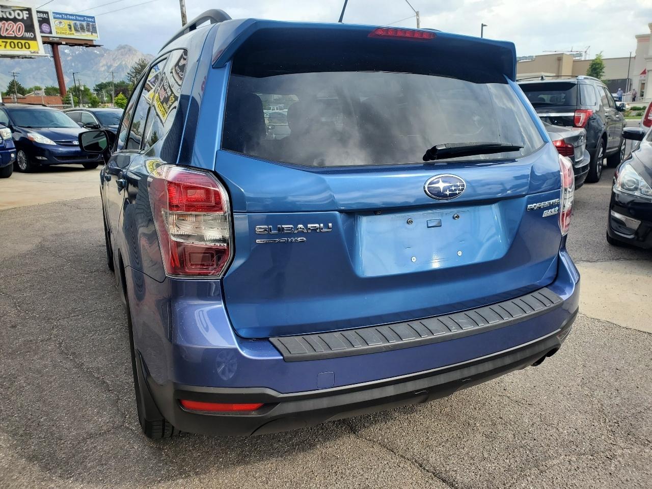 Subaru Forester 4dr CVT 2.5i Limited PZEV 2015