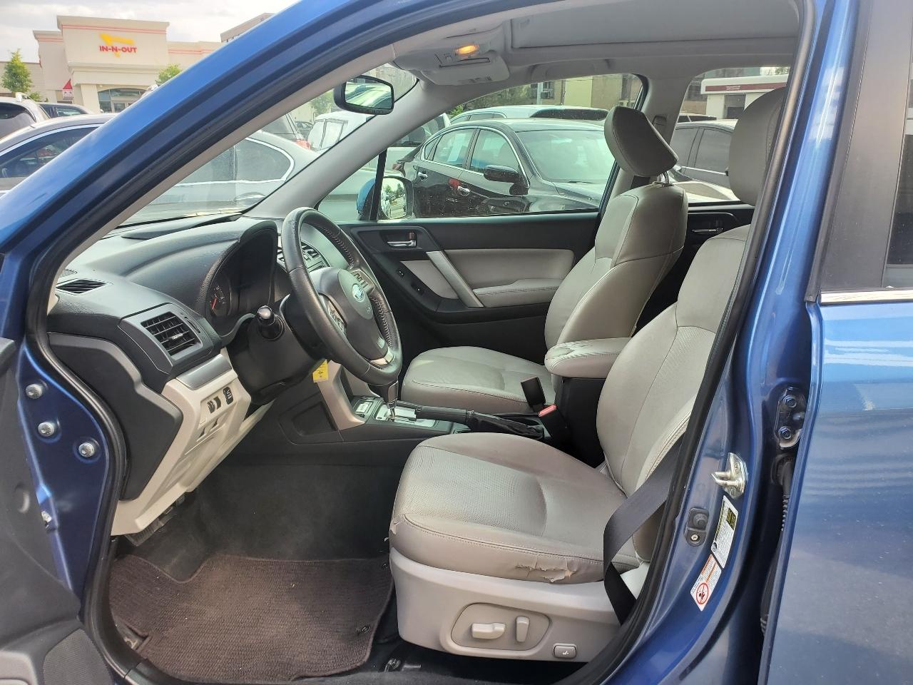 Subaru Forester 4dr CVT 2.5i Limited PZEV 2015