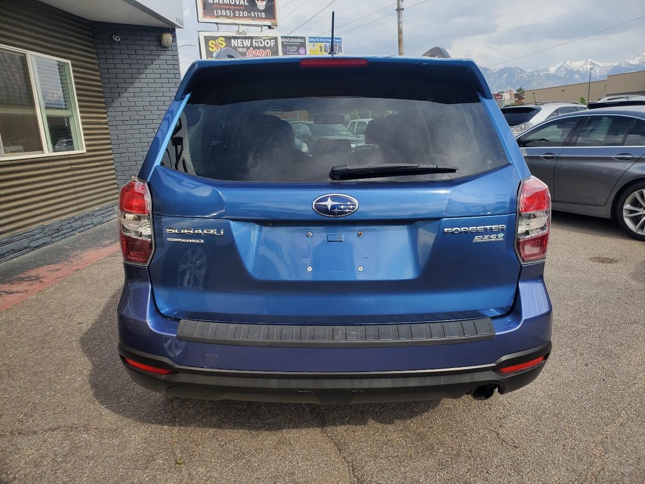 Subaru Forester 4dr CVT 2.5i Limited PZEV 2015