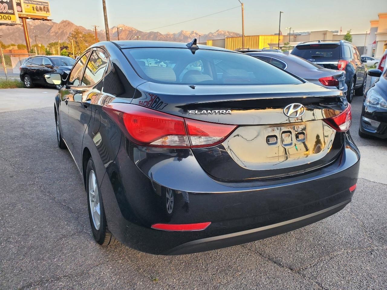 Hyundai Elantra 4dr Sdn Man SE (Ulsan Plant) 2015