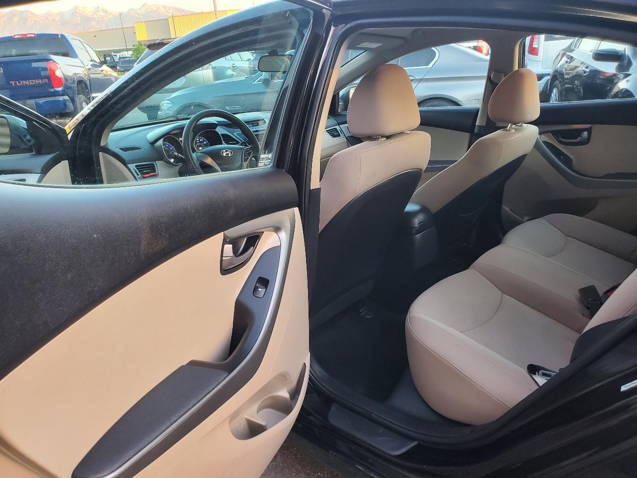 Hyundai Elantra 4dr Sdn Man SE (Ulsan Plant) 2015