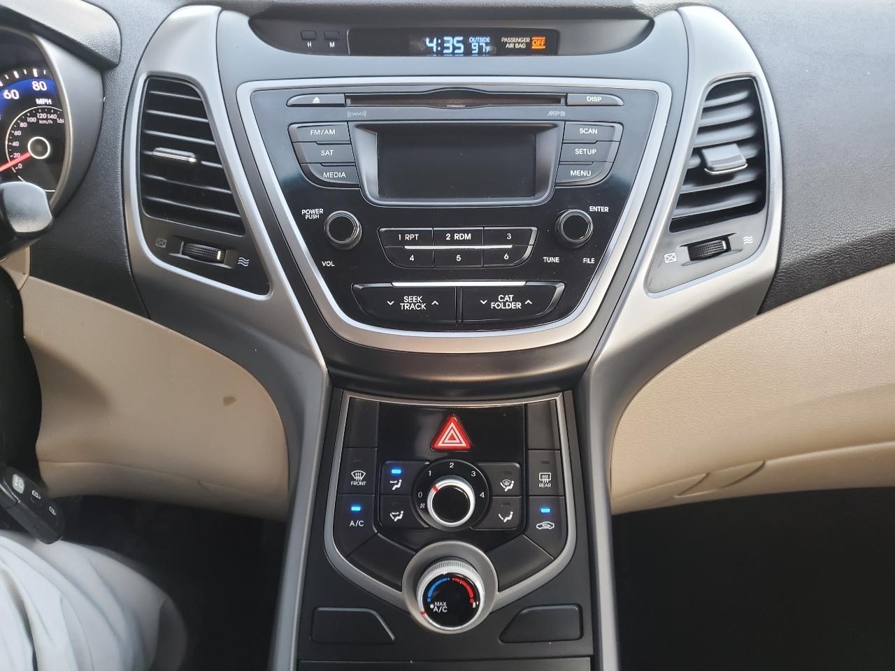 Hyundai Elantra 4dr Sdn Man SE (Ulsan Plant) 2015