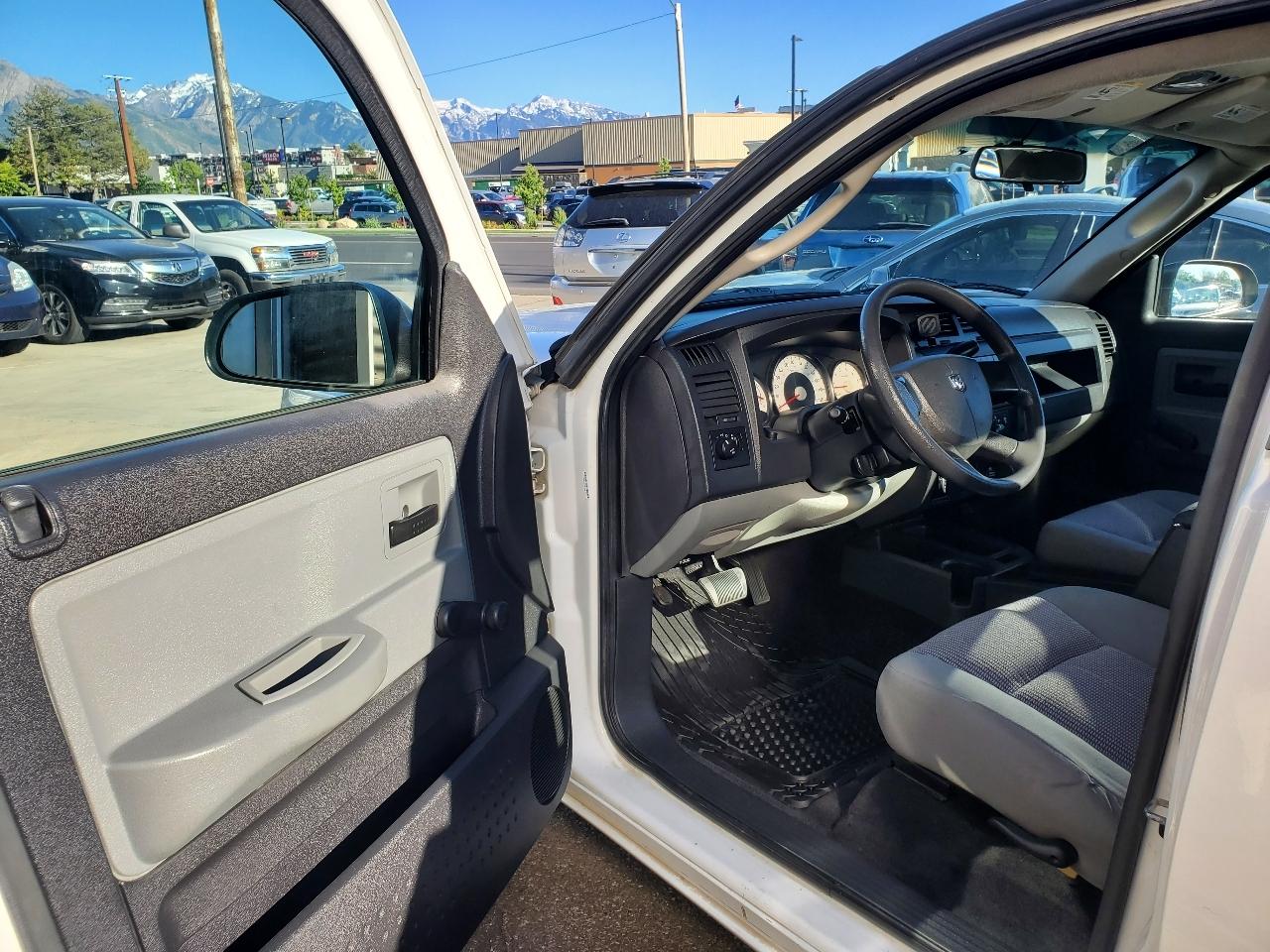 RAM Dakota 2WD Ext Cab ST 2011