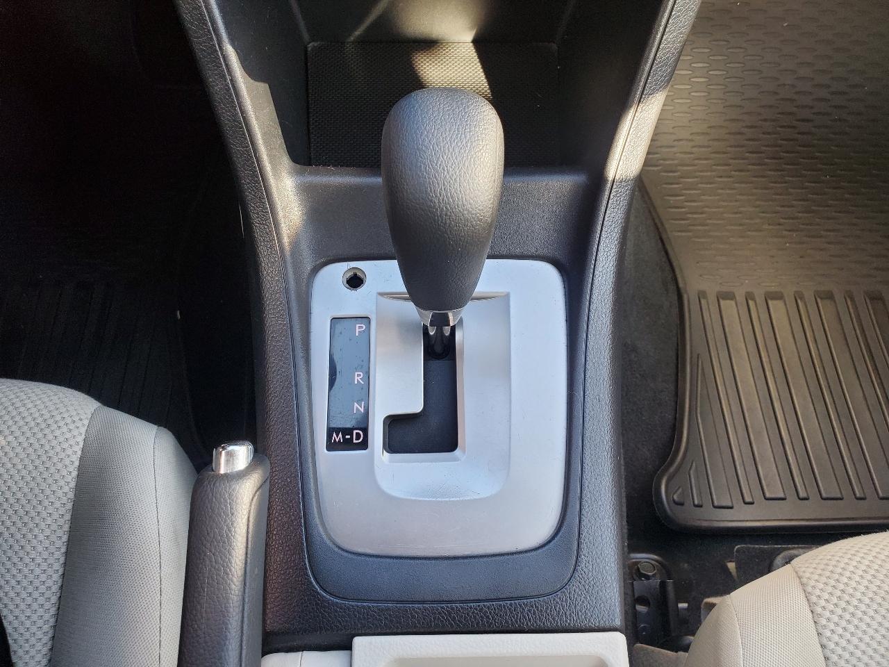 Subaru Impreza Wagon 5dr Auto 2.0i Premium 2014