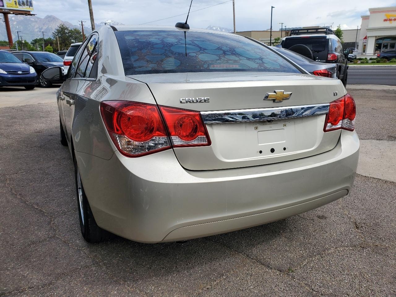 Chevrolet Cruze Limited 4dr Sdn Auto LT w/1LT 2016