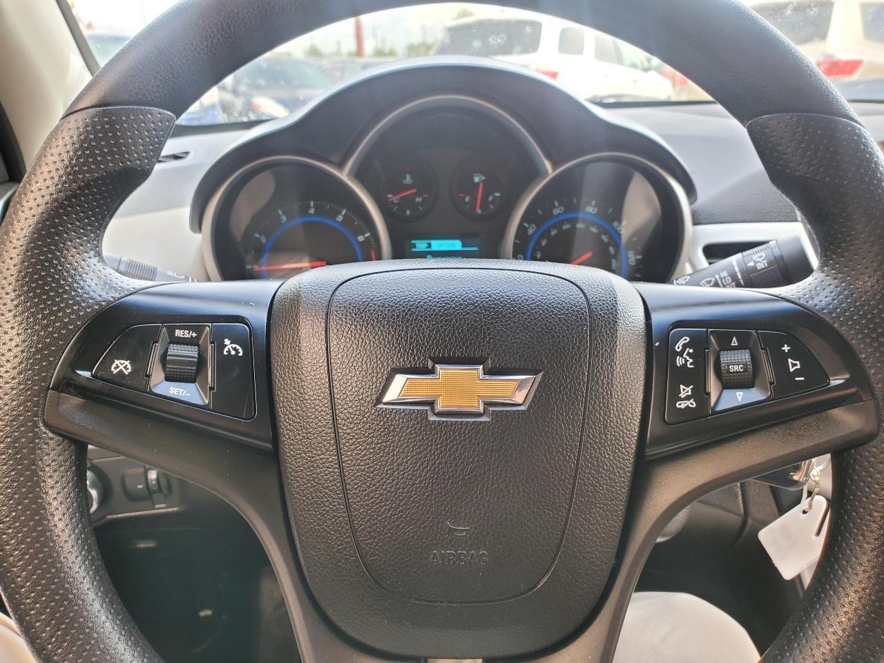 Chevrolet Cruze Limited 4dr Sdn Auto LT w/1LT 2016