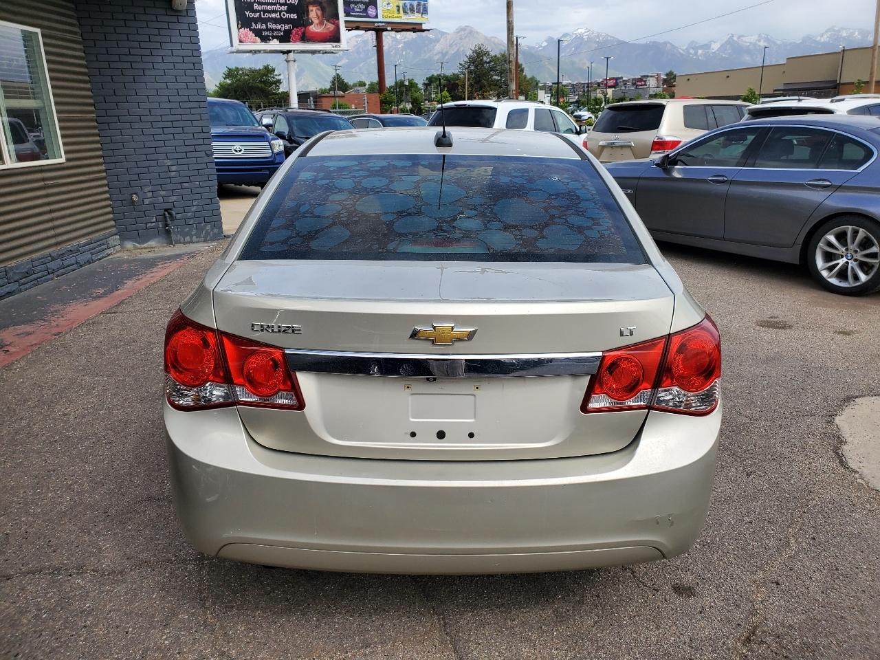 Chevrolet Cruze Limited 4dr Sdn Auto LT w/1LT 2016