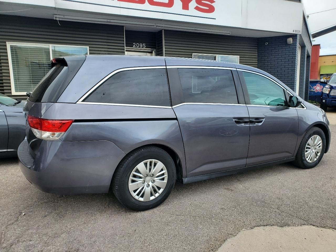Honda Odyssey 5dr LX 2016