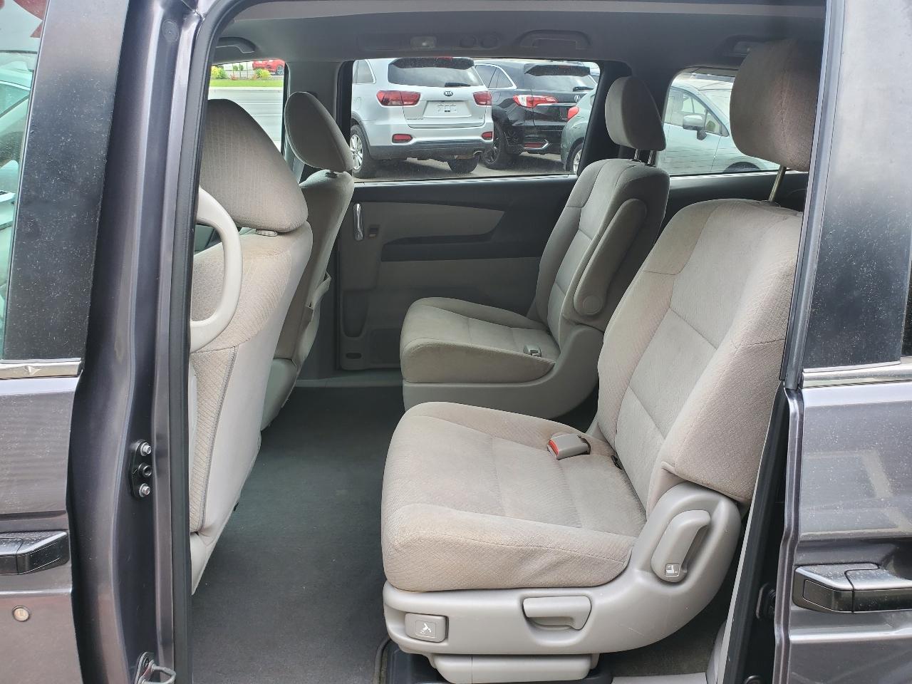 Honda Odyssey 5dr LX 2016