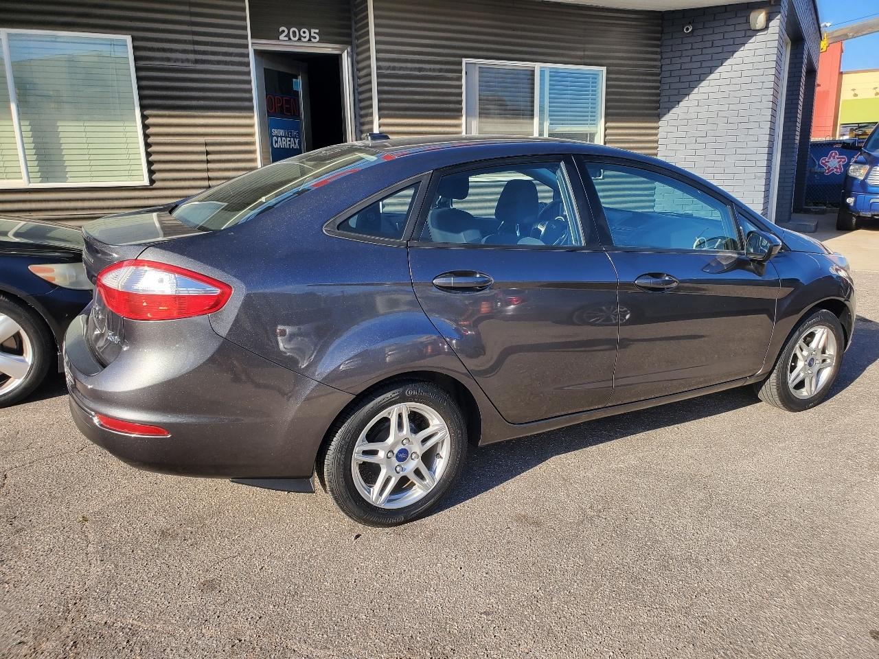 Ford Fiesta SE Sedan 2017