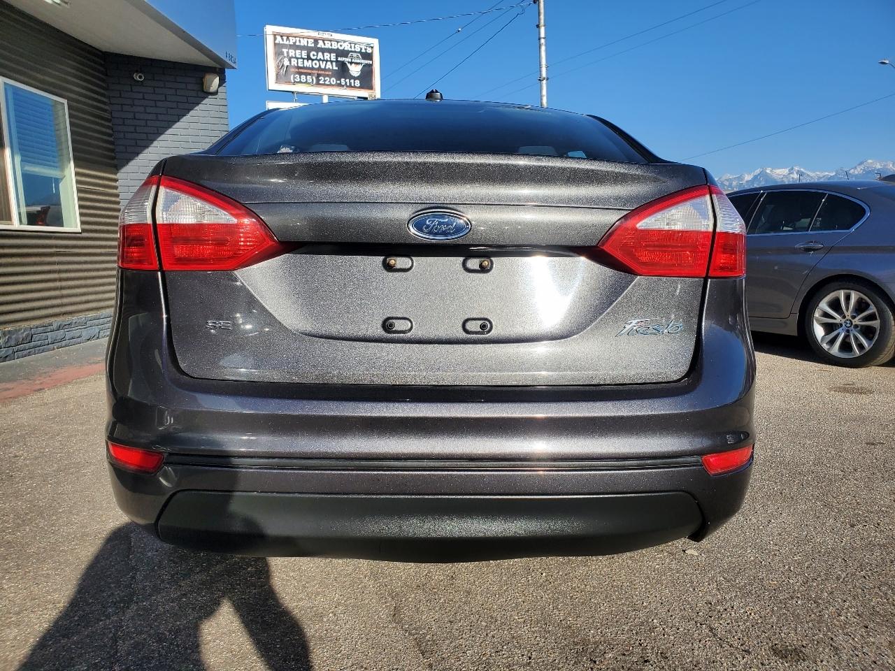 Ford Fiesta SE Sedan 2017