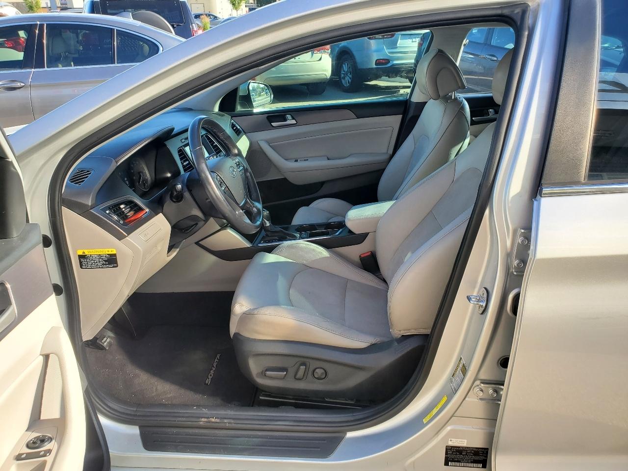 Hyundai Sonata Sport 2.4L PZEV 2017