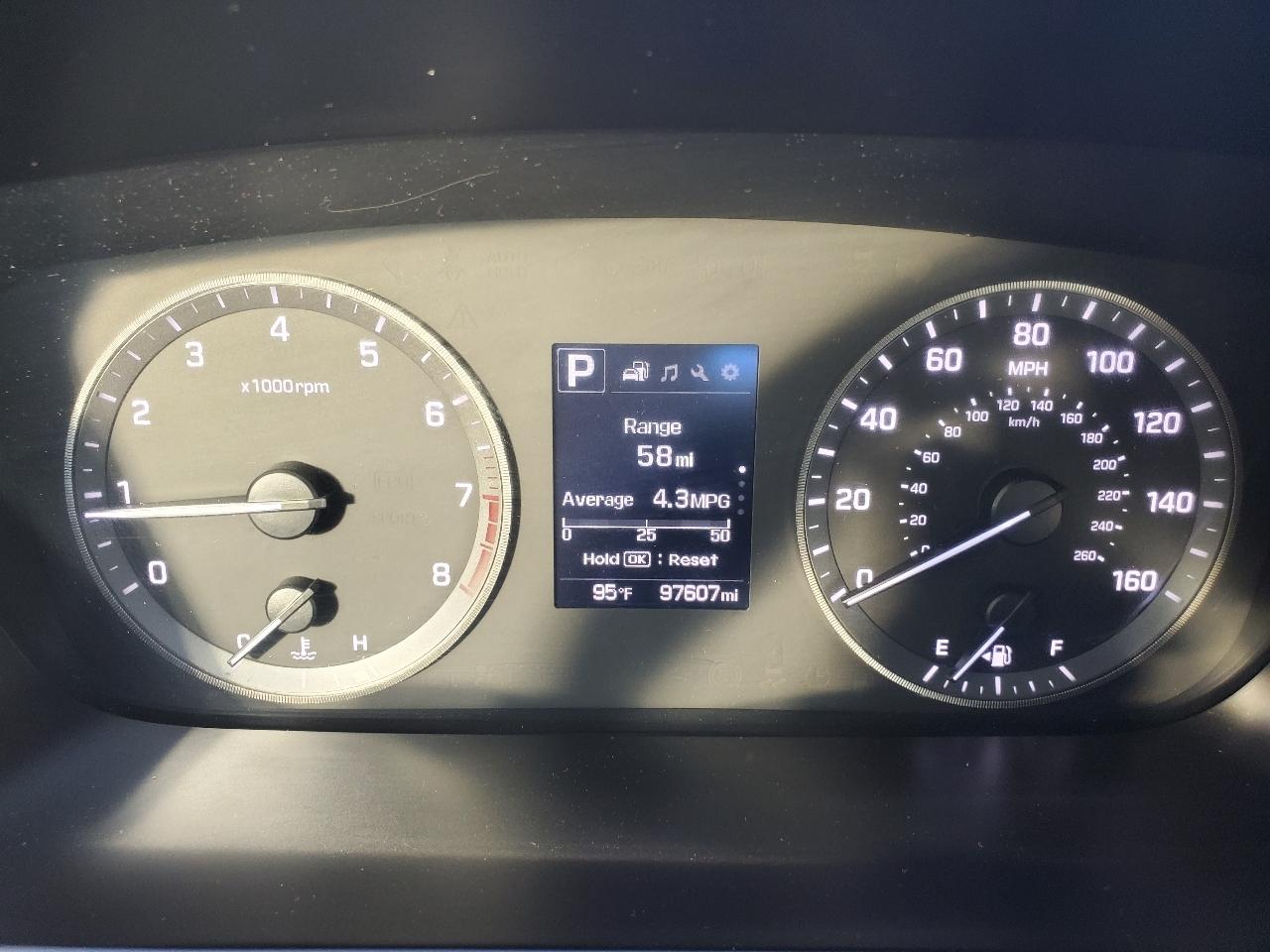 Hyundai Sonata Sport 2.4L PZEV 2017