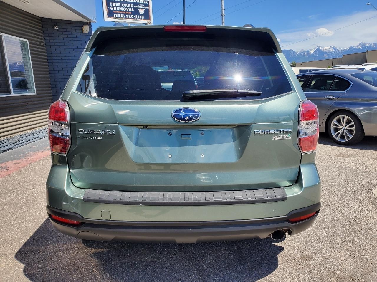 Subaru Forester 4dr Auto 2.5i Limited PZEV 2014