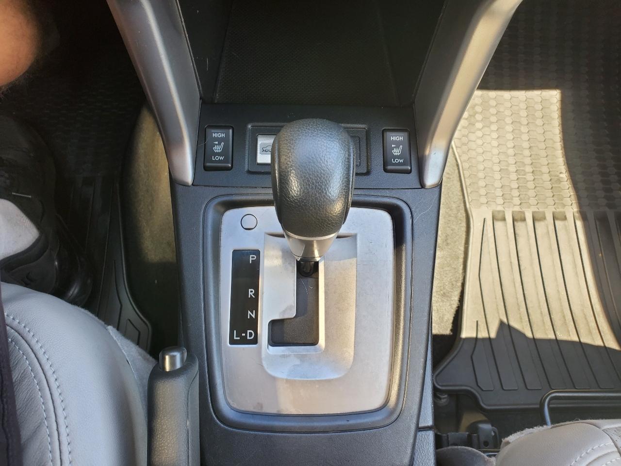 Subaru Forester 4dr Auto 2.5i Limited PZEV 2014