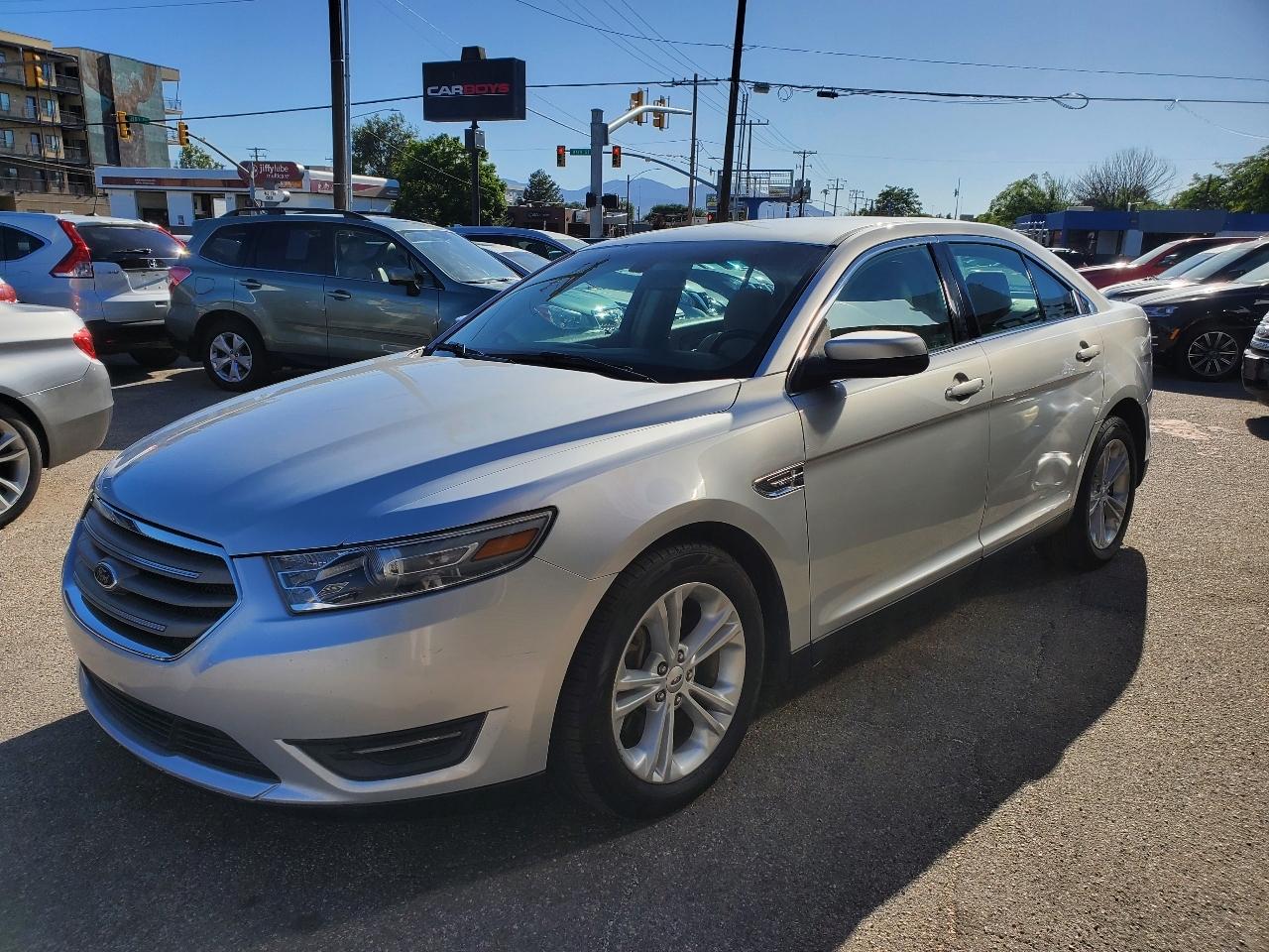 Ford Taurus 4dr Sdn SEL AWD 2013