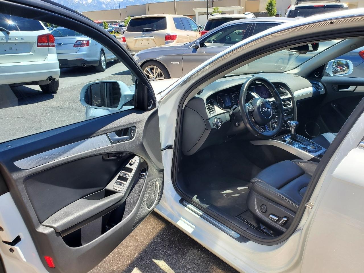 Audi A4 4dr Sdn CVT FrontTrak 2.0T Premium Plus 2013