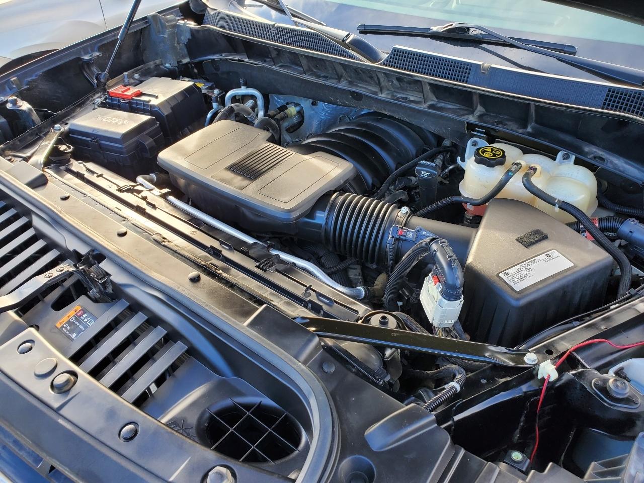 Chevrolet Silverado 1500 4WD Crew Cab 147" RST 2019