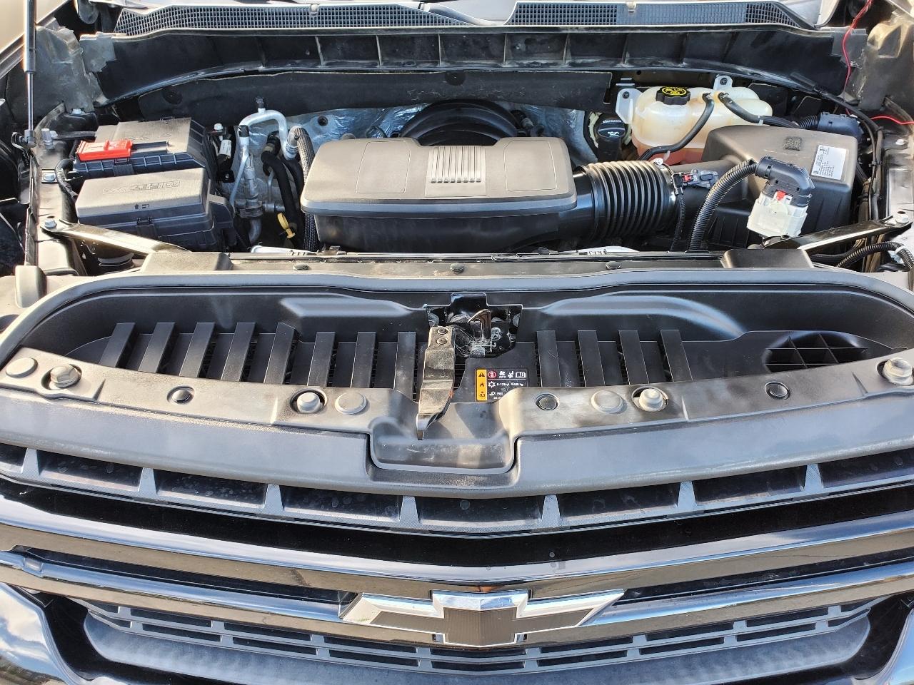 Chevrolet Silverado 1500 4WD Crew Cab 147" RST 2019
